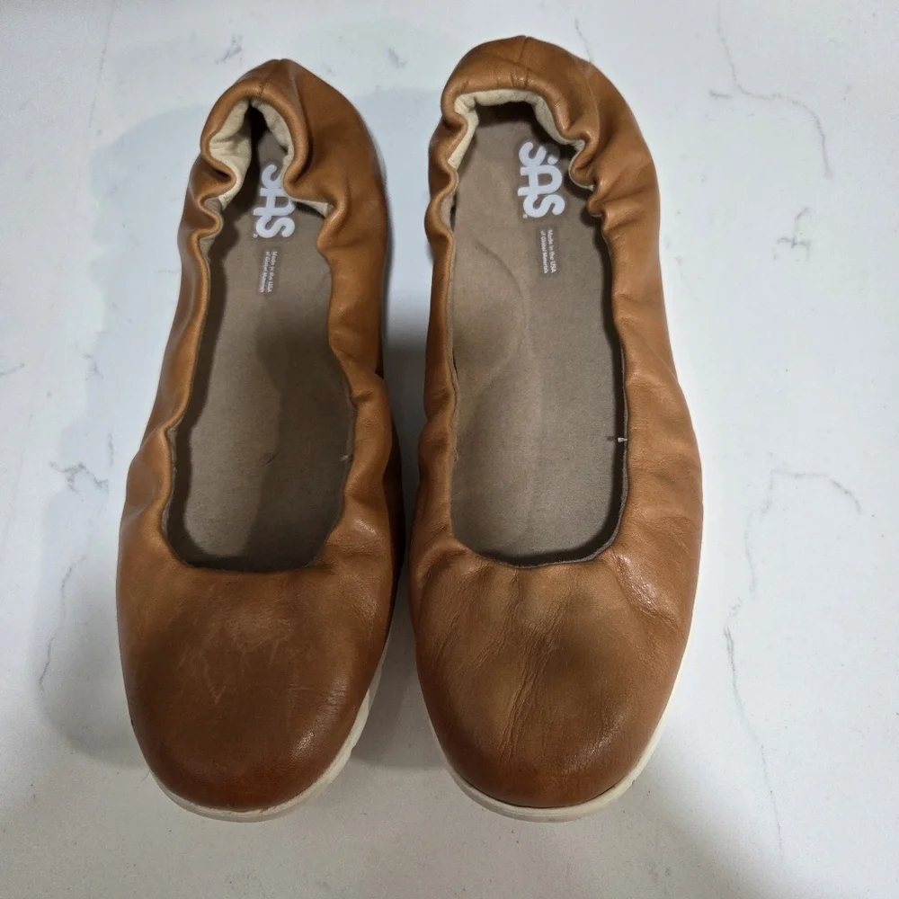 Sas Radiant Ballet Flat Women's Tan Leather Flexible Sole Made In USA Size 9.5